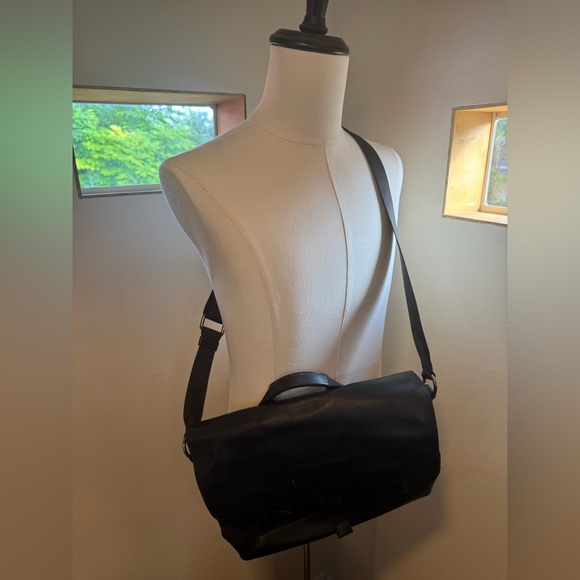 Coach Mixed Material Terrain Shoulder bag style F24673 - Picture 10 of 11